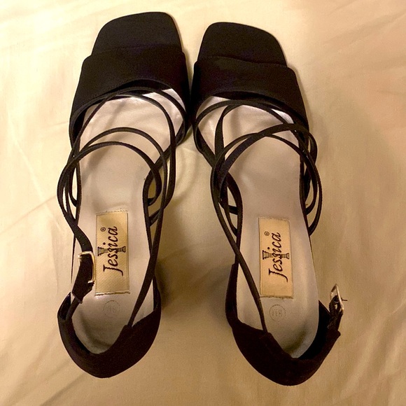 Jessica Black Heels - Picture 1 of 3